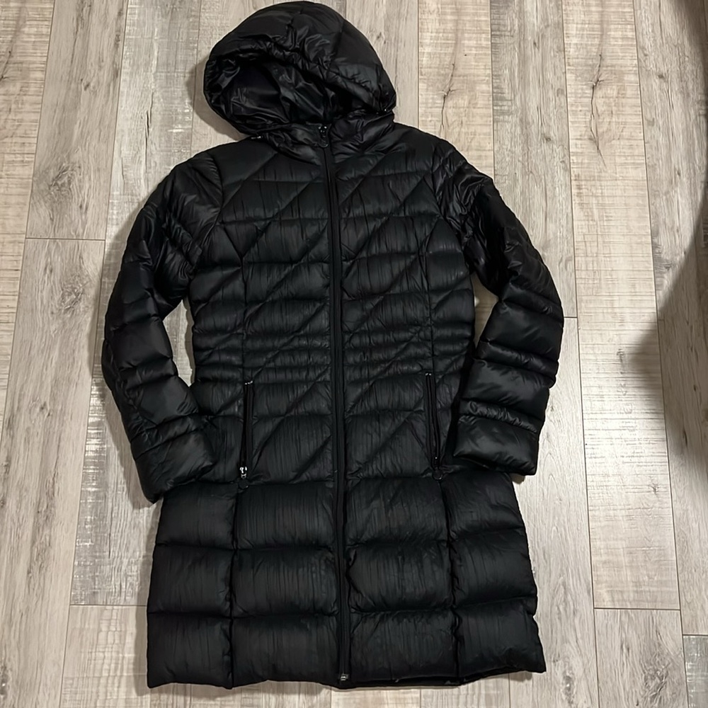 Bernardo Hooded Long Portable Packable Puffer Coat